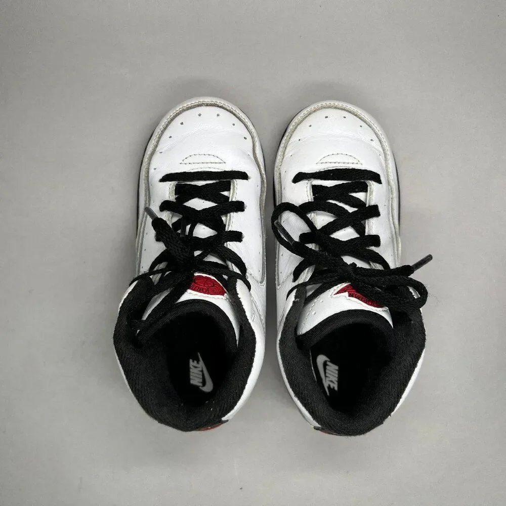 Jordan 2‎ Retro OG Chicago Shoes Youth Size 10C White Leather Air Jordan Retro